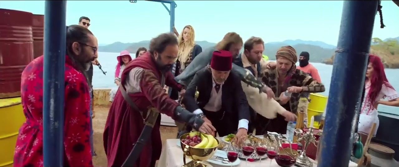 Türkler Çıldırmış Olmalı 2: Mavi Vatan